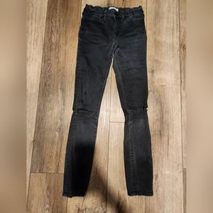 Madewell Ripped Skinny Skinny Jeans in Lunar Wash Sz. 27